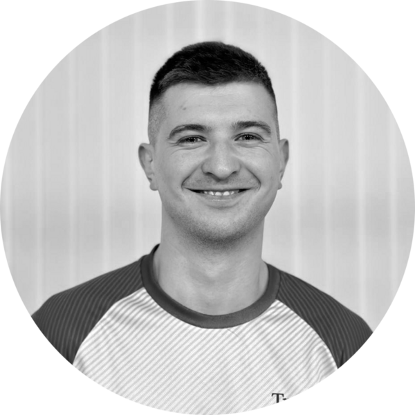 фото массажиста клиники Сергея Дрождина